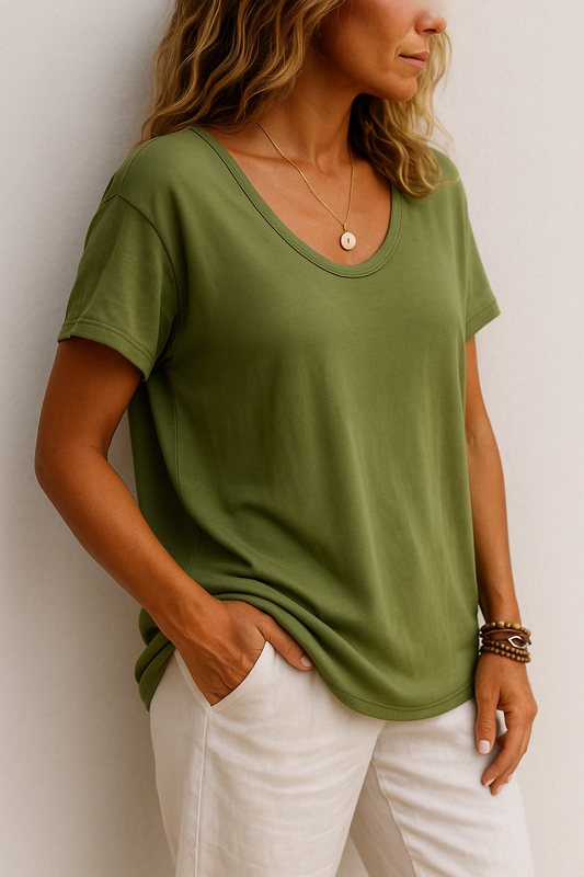 Celeste | Stylish Casual T-shirt with a Relaxed Fit