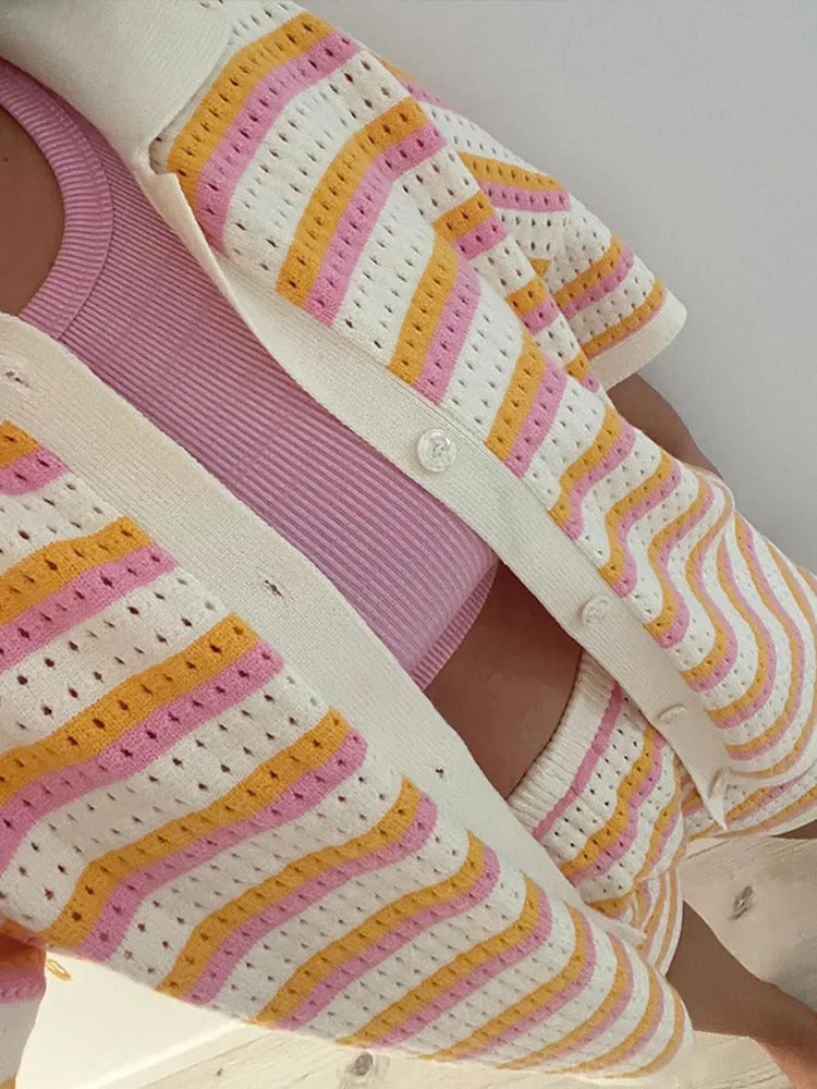 Aspen | Gestreepte gebreide top & short set