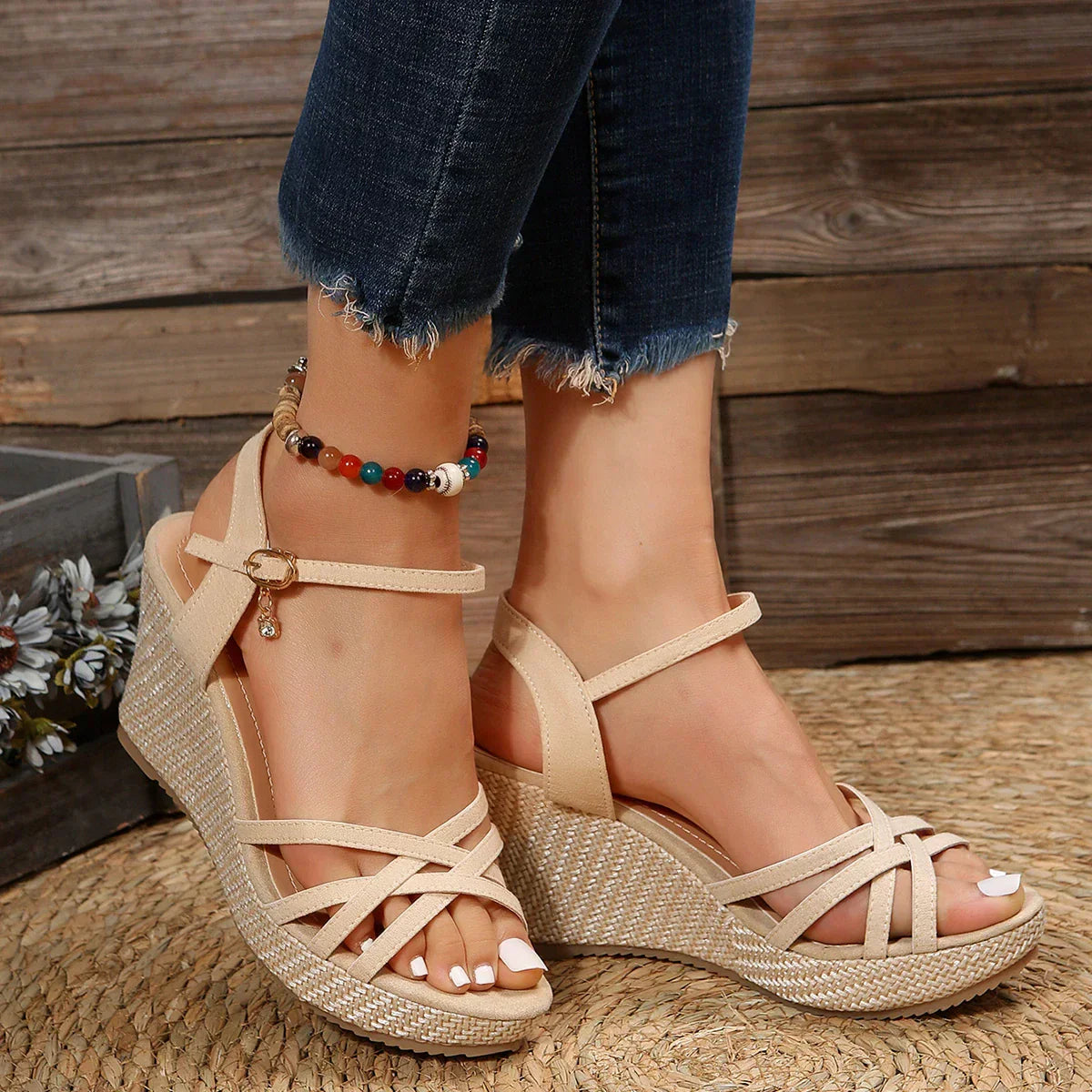Nova | Stijlvolle Zomerse Sleehak Sandalen