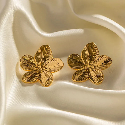 Lydia | Elegant Flower Shaped Stud Earrings