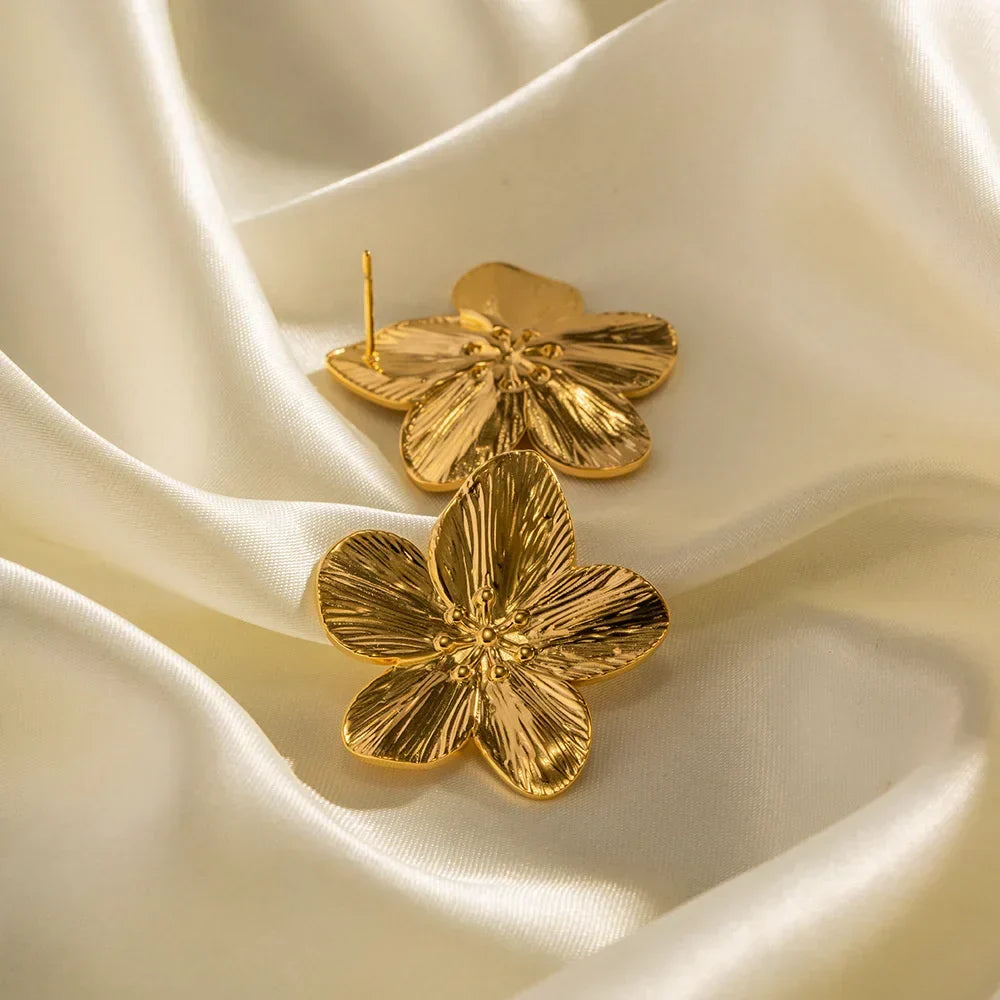 Lydia | Elegante Bloemvormige Oorknopjes