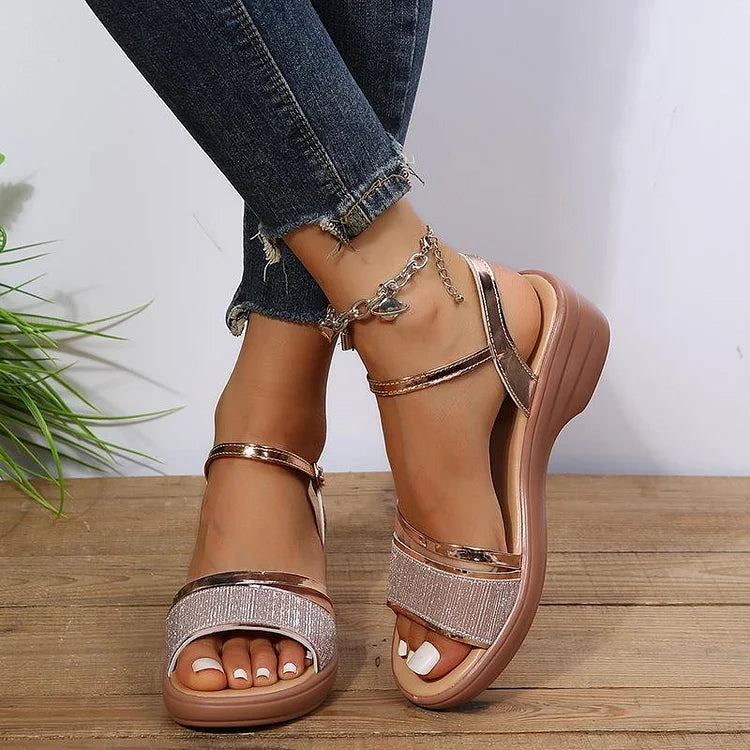 Lucy | Stijlvolle Comfortabele Gespsandalen