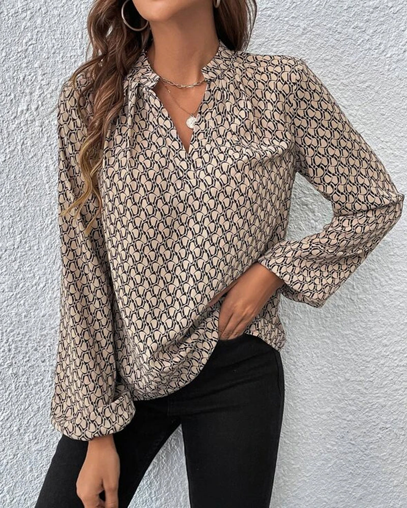 Grace | Stijlvolle V-hals blouse met print