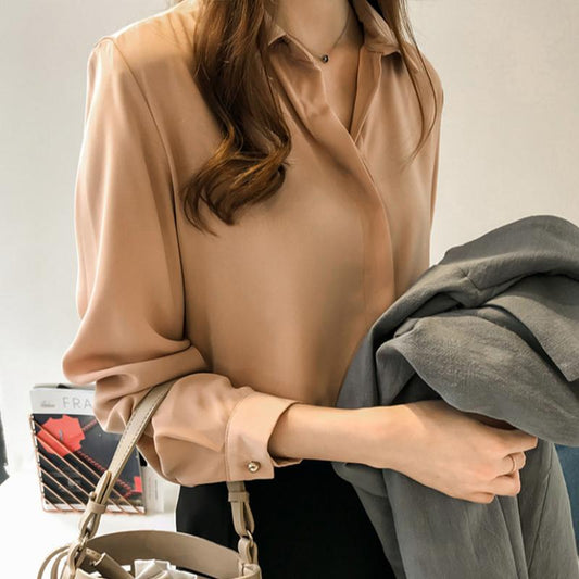Emery | Elegante Minimalistische Satijnen Blouse