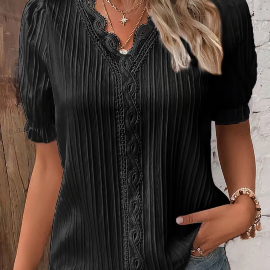 Valentina | Elegant Blouse with Delicate Lace