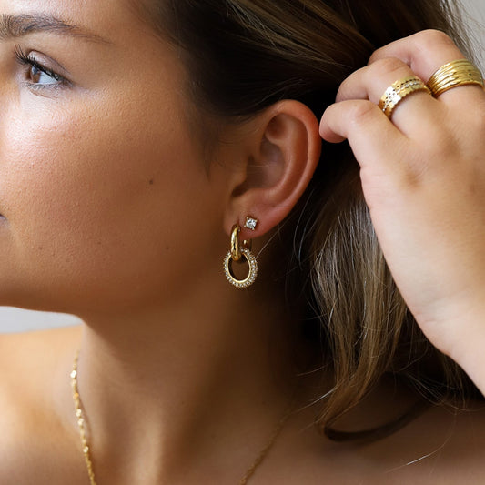 Davina | Gouden Oorringen met Kristalaccenten