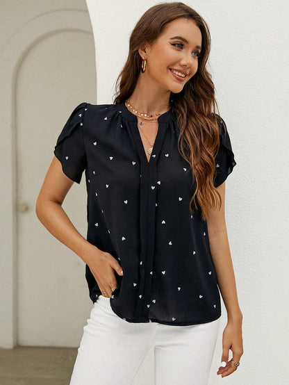 Zuri | Chique Blouse met Hartjesprint