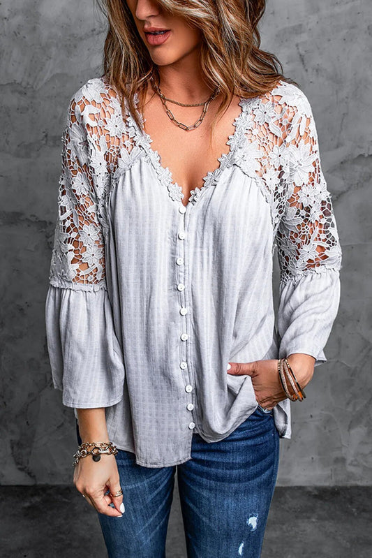 Gwen | Elegante Blouse Met Kant En Knopen