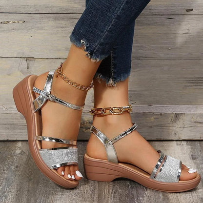Lucy | Stijlvolle Comfortabele Gespsandalen