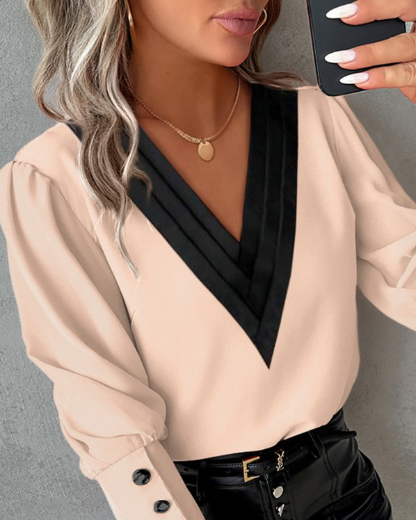 Natalie | Elegante Bluse mit Gigotärmeln und Knöpfen