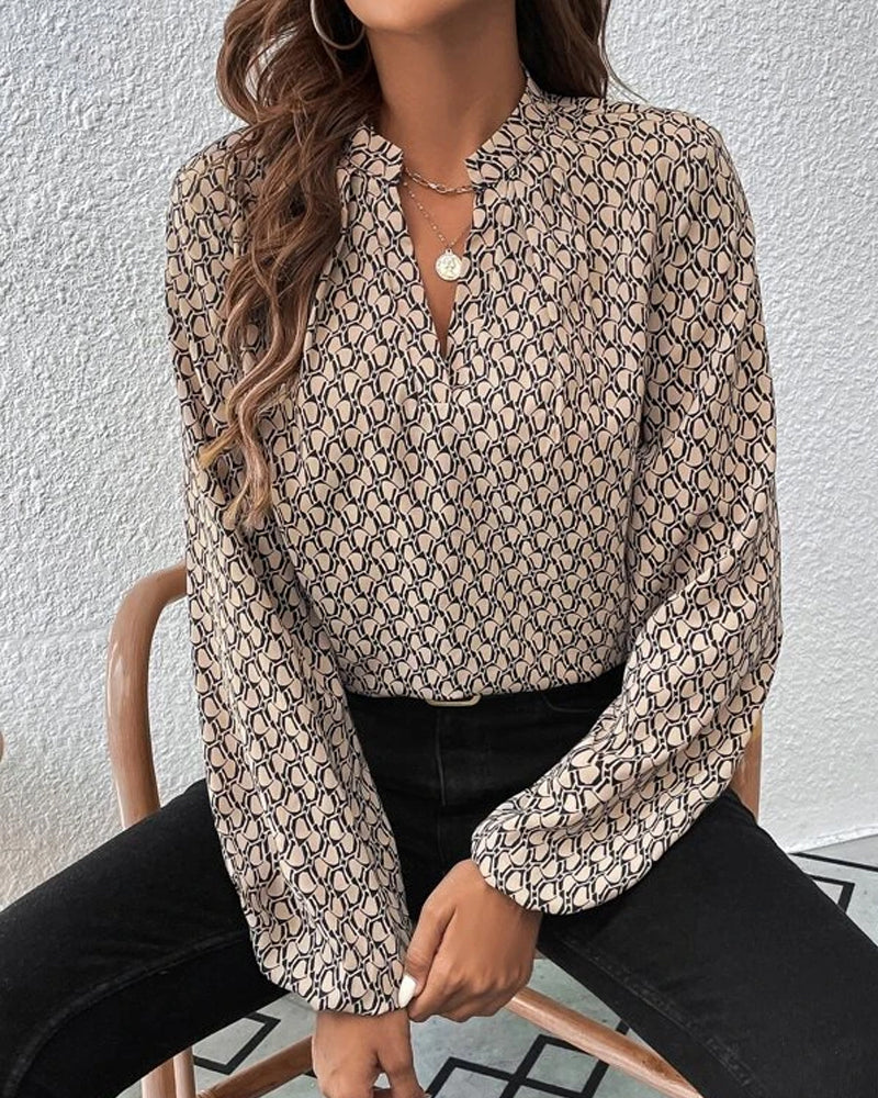 Grace | Stijlvolle V-hals blouse met print