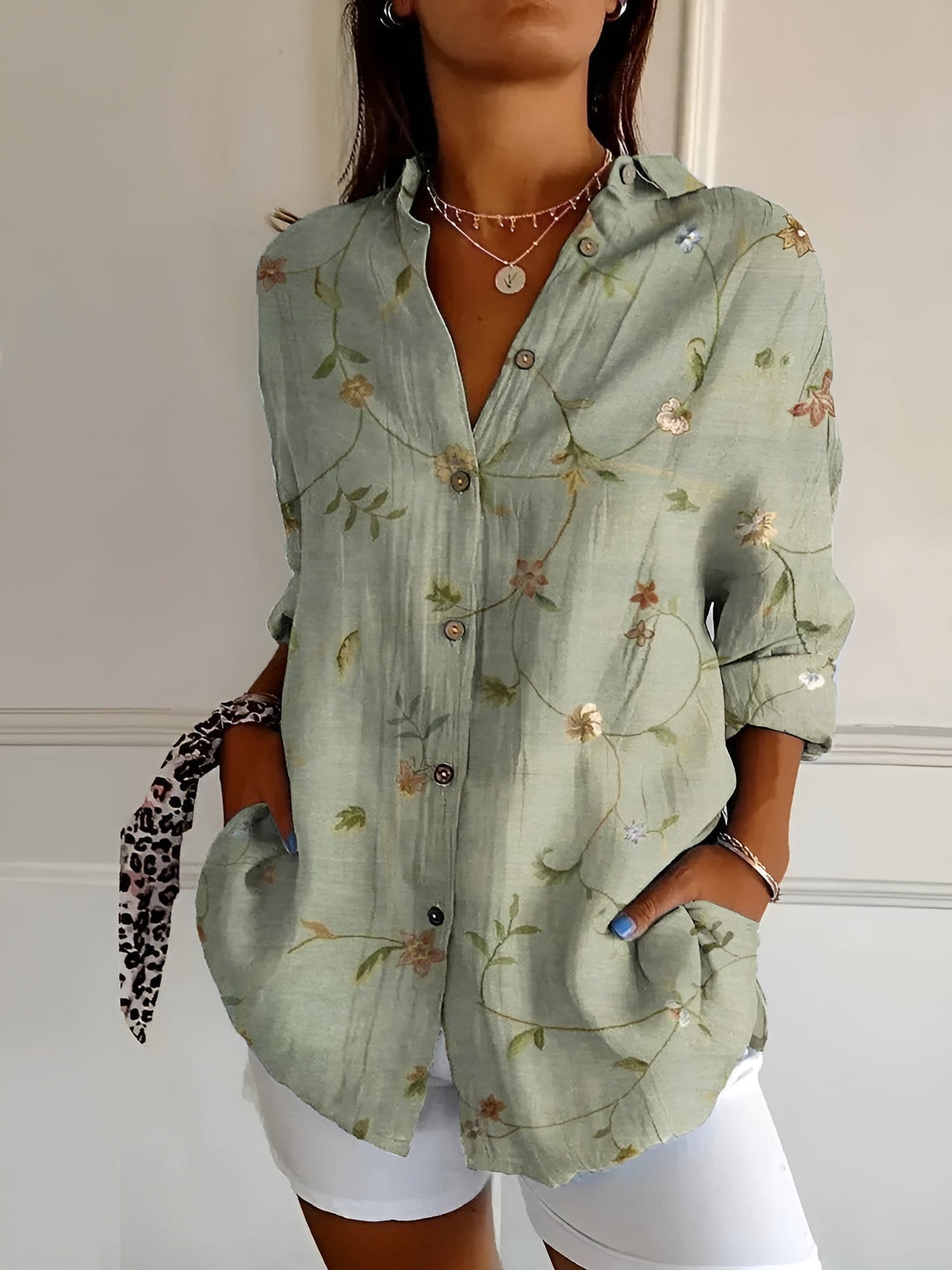 Heidi | Artistiek Polkadot Shirt